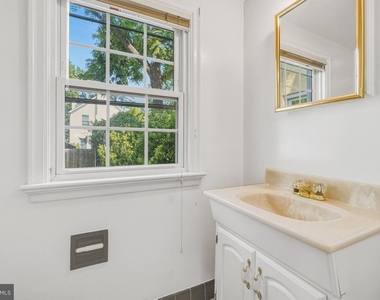 5206 Western Avenue - Photo Thumbnail 8