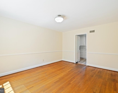 5206 Western Avenue - Photo Thumbnail 9