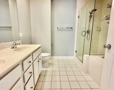 11034 Amherst Avenue - Photo Thumbnail 27