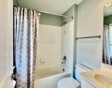 11034 Amherst Avenue - Photo Thumbnail 25