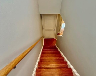 11034 Amherst Avenue - Photo Thumbnail 17