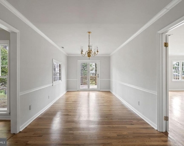 11817 Becket Street - Photo Thumbnail 9
