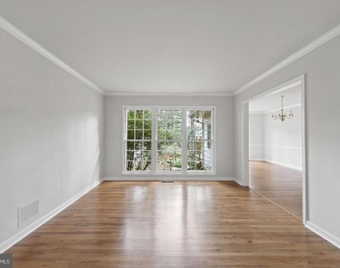 11817 Becket Street - Photo Thumbnail 2