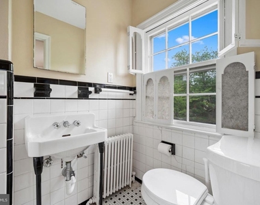 5122 Fairglen Lane - Photo Thumbnail 19