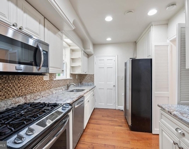 5122 Fairglen Lane - Photo Thumbnail 9