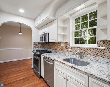 5122 Fairglen Lane - Photo Thumbnail 10