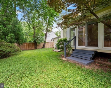 5122 Fairglen Lane - Photo Thumbnail 27