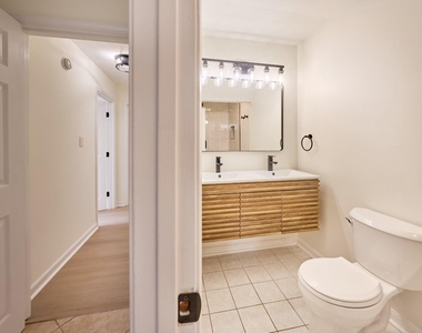 2924 Gracefield Road - Photo Thumbnail 26