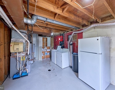2924 Gracefield Road - Photo Thumbnail 36