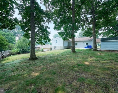 2924 Gracefield Road - Photo Thumbnail 47