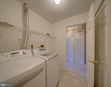9314 Lawson Lane - Photo Thumbnail 43