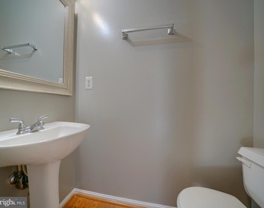 9314 Lawson Lane - Photo Thumbnail 20