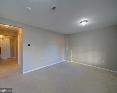 9314 Lawson Lane - Photo Thumbnail 41