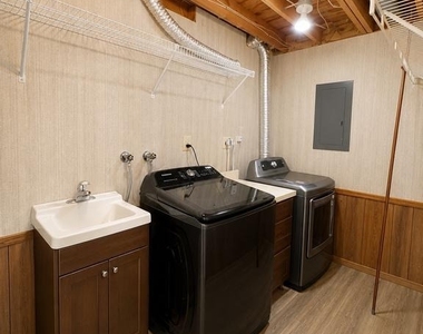 9254 Pirates Cove - Photo Thumbnail 20