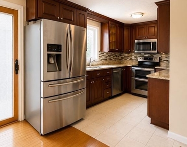 9254 Pirates Cove - Photo Thumbnail 2