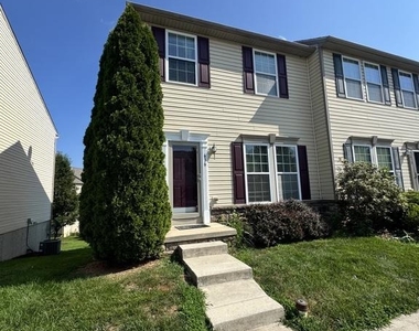636 Tantallon Court - Photo Thumbnail 1