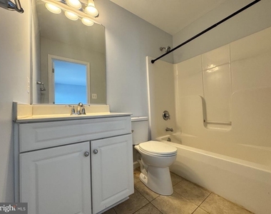 636 Tantallon Court - Photo Thumbnail 11