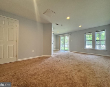 636 Tantallon Court - Photo Thumbnail 17