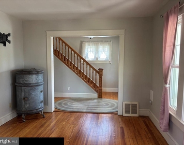 8 W Jarrettsville Road - Photo Thumbnail 5