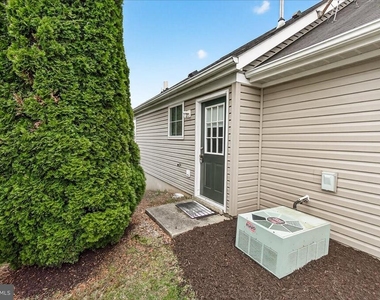 1110 Jousting Way - Photo Thumbnail 26
