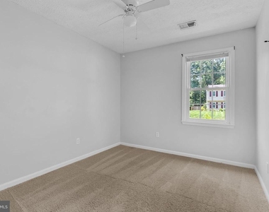 2124 Duchy Court - Photo Thumbnail 14