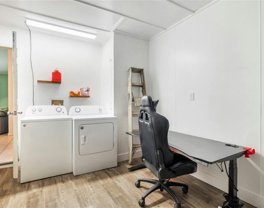 2523 E Stassney Ln - Photo Thumbnail 20