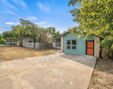 2523 E Stassney Ln - Photo Thumbnail 34