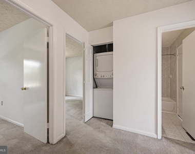 16 Meadowside Court - Photo Thumbnail 25
