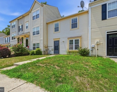 16 Meadowside Court - Photo Thumbnail 1