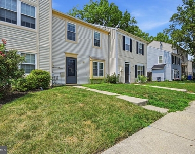 16 Meadowside Court - Photo Thumbnail 2