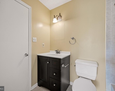 16 Meadowside Court - Photo Thumbnail 37