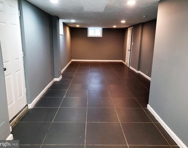 1314 Woodbridge - Photo Thumbnail 15