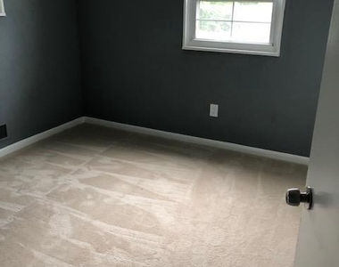1314 Woodbridge - Photo Thumbnail 5