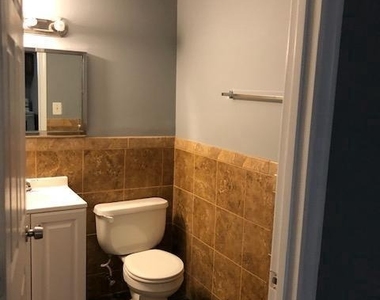 1314 Woodbridge - Photo Thumbnail 11