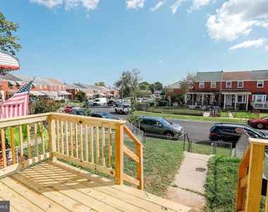 1046 Middlesex Road - Photo Thumbnail 16