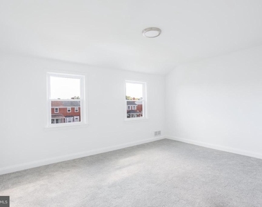 1046 Middlesex Road - Photo Thumbnail 5