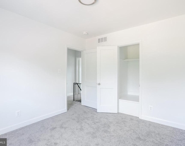 1046 Middlesex Road - Photo Thumbnail 18