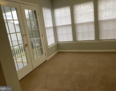23 Laurel Path - Photo Thumbnail 8