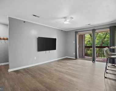 4 Cedar Valley Place - Photo Thumbnail 3