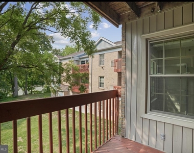 4 Cedar Valley Place - Photo Thumbnail 4