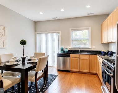 1620 Light Street - Photo Thumbnail 4