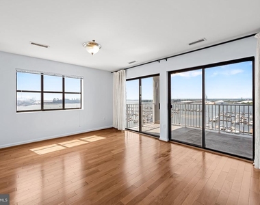 2702 Lighthouse Point East E - Photo Thumbnail 12