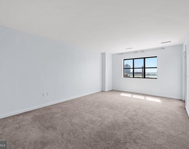 2702 Lighthouse Point East E - Photo Thumbnail 27