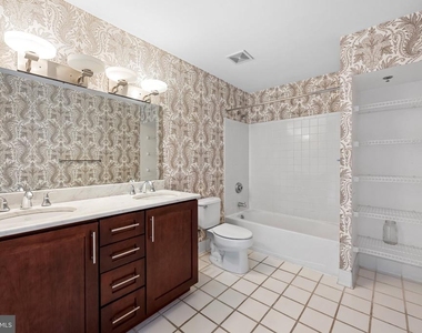 2702 Lighthouse Point East E - Photo Thumbnail 25