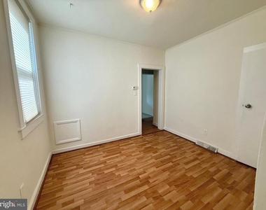3632 Ash Street - Photo Thumbnail 3