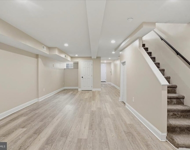 2605 Denison Street - Photo Thumbnail 17