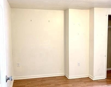 302 Decatur Street - Photo Thumbnail 3
