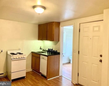 302 Decatur Street - Photo Thumbnail 8