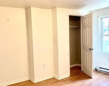 302 Decatur Street - Photo Thumbnail 4