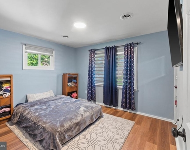 10 N Meadow Drive - Photo Thumbnail 14